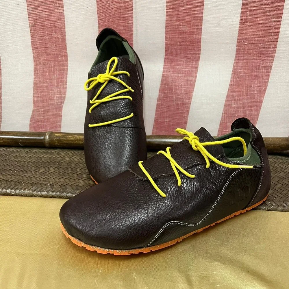 NWB OTZ 1pc unisex shoes